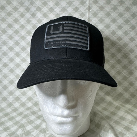 Huk Snap Back Hat The Classics Fishing Trucker Ball Cap Logo Adjustable - Picture 1 of 6